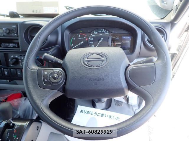 Hino DUTRO 2026-02 8561728-17