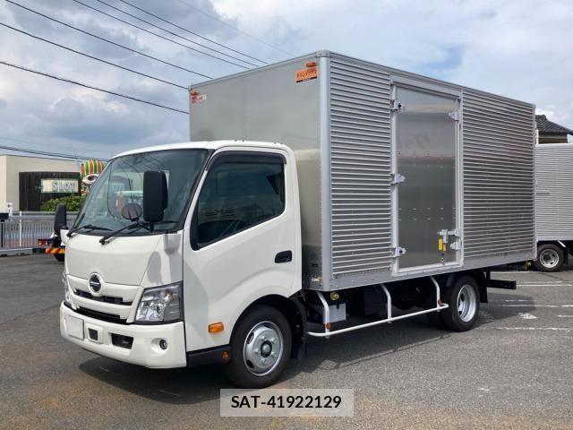 Hino DUTRO 2025-12 8561747-0