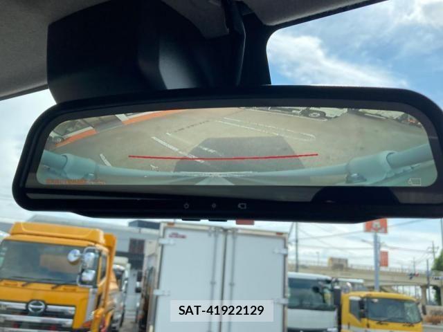 Hino DUTRO 2025-12 8561747-18