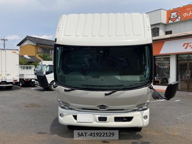 Hino DUTRO 2025-12 8561747-19