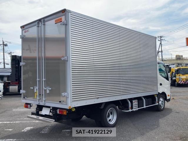 Hino DUTRO 2025-12 8561747-2