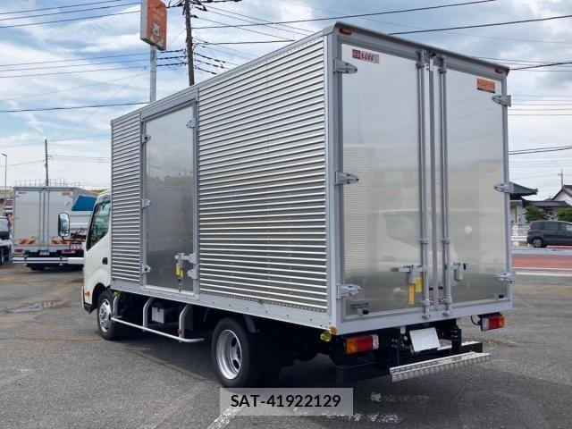 Hino DUTRO 2025-12 8561747-3