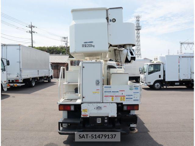 Hino DUTRO 2018-01 8561737-3