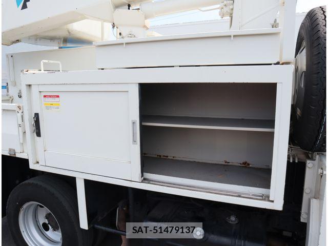 Hino DUTRO 2018-01 8561737-5