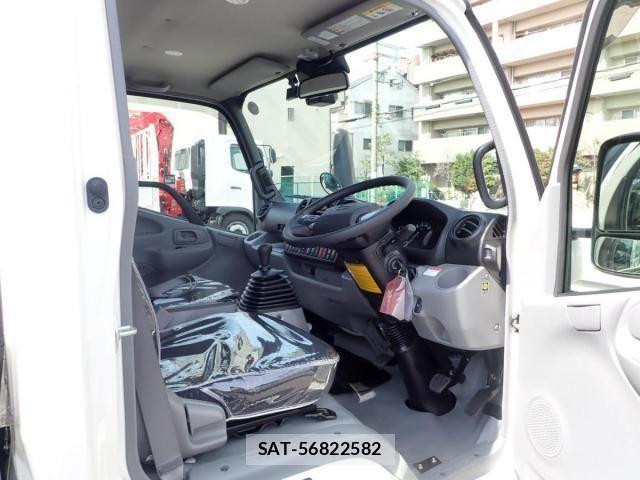 Hino DUTRO 2026-02 8561733-11