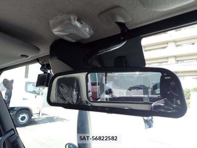 Hino DUTRO 2026-02 8561733-17