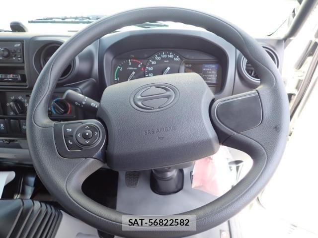 Hino DUTRO 2026-02 8561733-18