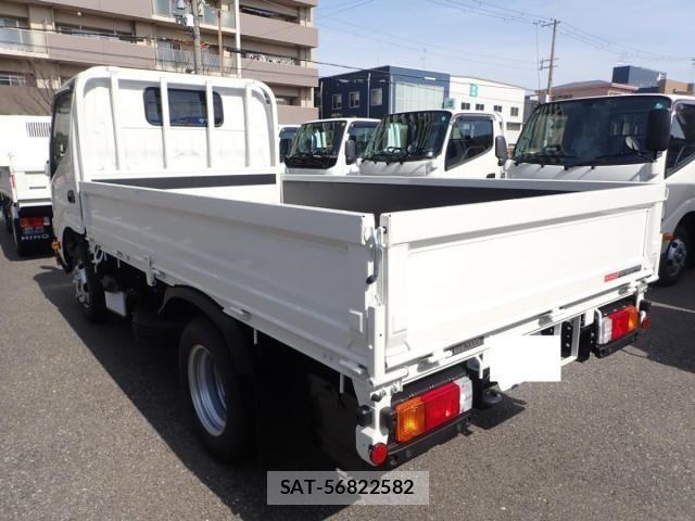 Hino DUTRO 2026-02 8561733-2