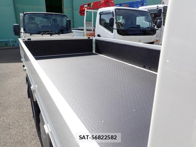 Hino DUTRO 2026-02 8561733-5
