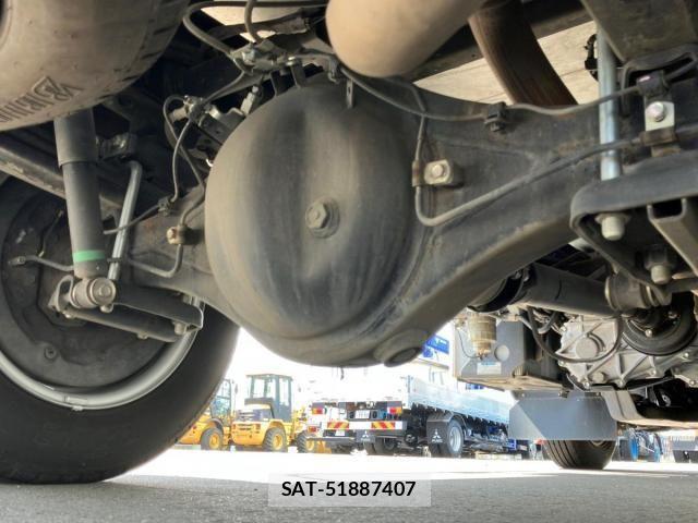 Hino DUTRO 2024-07 8561730-11