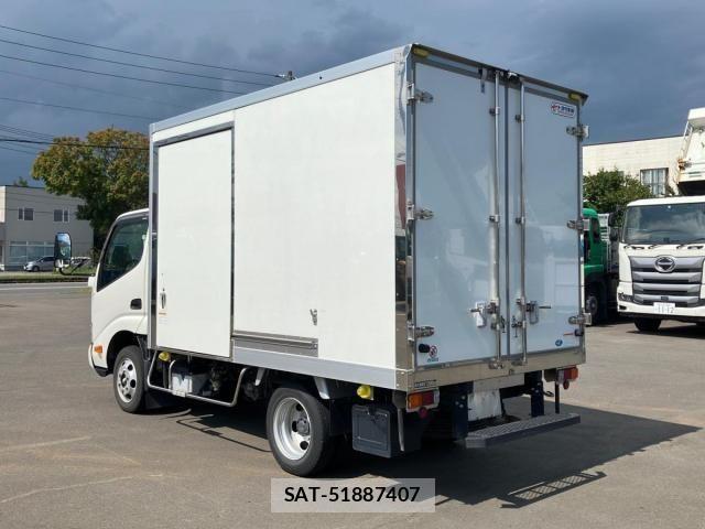 Hino DUTRO 2024-07 8561730-3
