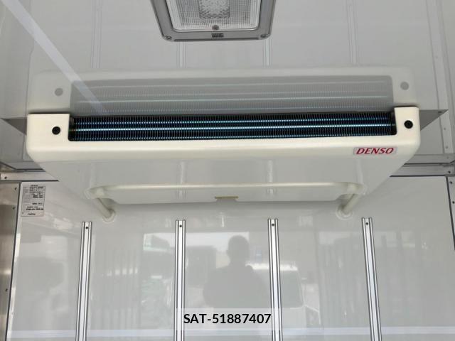 Hino DUTRO 2024-07 8561730-8