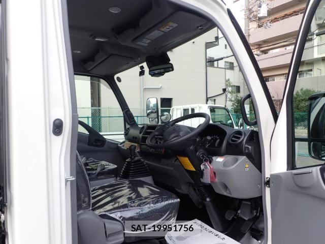 Hino DUTRO 2026-02 8561723-11