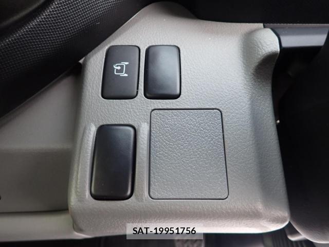 Hino DUTRO 2026-02 8561723-20