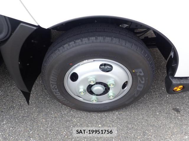Hino DUTRO 2026-02 8561723-27