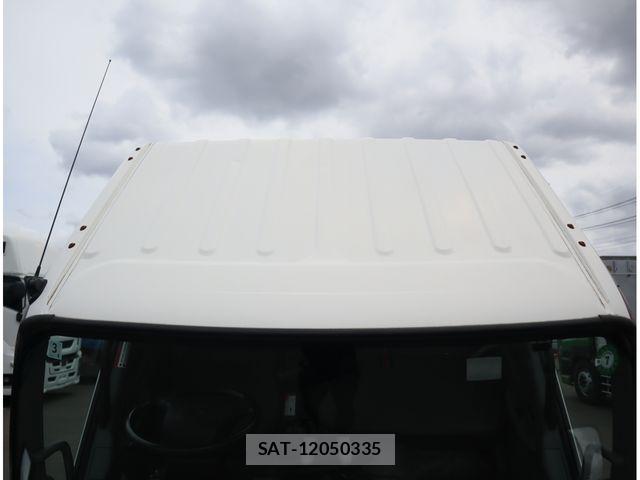 Hino DUTRO 2015-03 8561746-27
