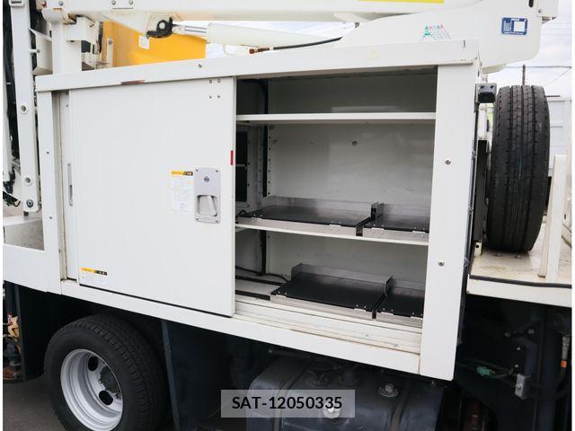 Hino DUTRO 2015-03 8561746-5