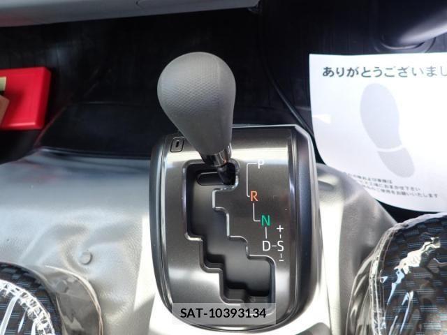 Hino DUTRO 2026-02 8561718-14