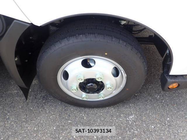 Hino DUTRO 2026-02 8561718-24