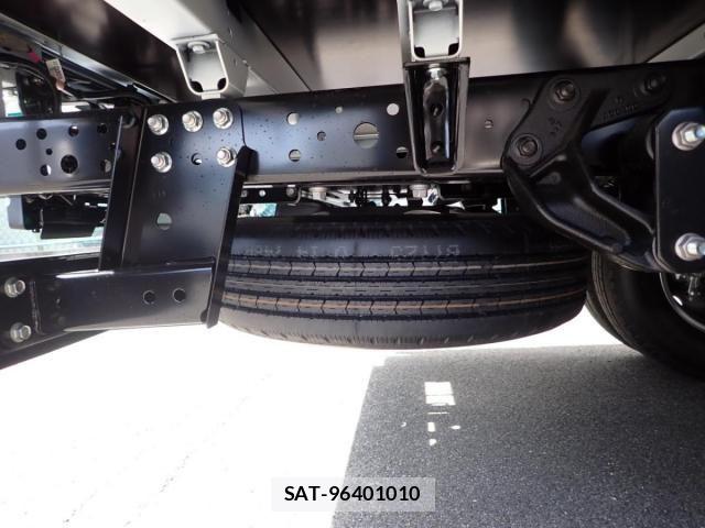 Hino DUTRO 2026-02 8561721-10