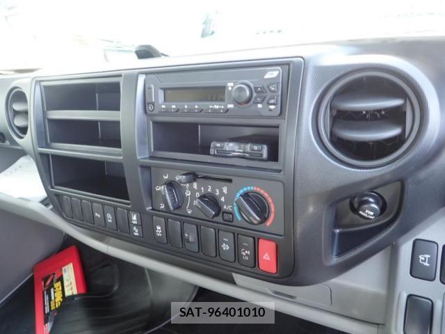 Hino DUTRO 2026-02 8561721-12
