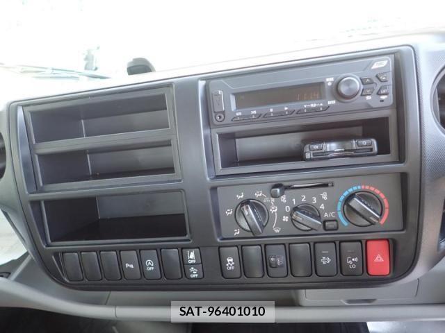 Hino DUTRO 2026-02 8561721-13