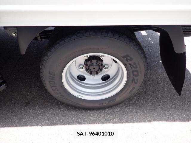 Hino DUTRO 2026-02 8561721-25