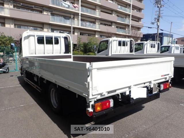 Hino DUTRO 2026-02 8561721-2