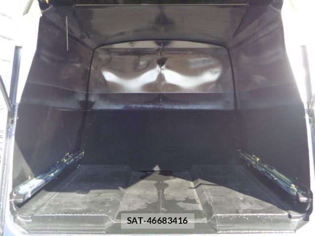 Hino DUTRO 2025-09 8626537-10