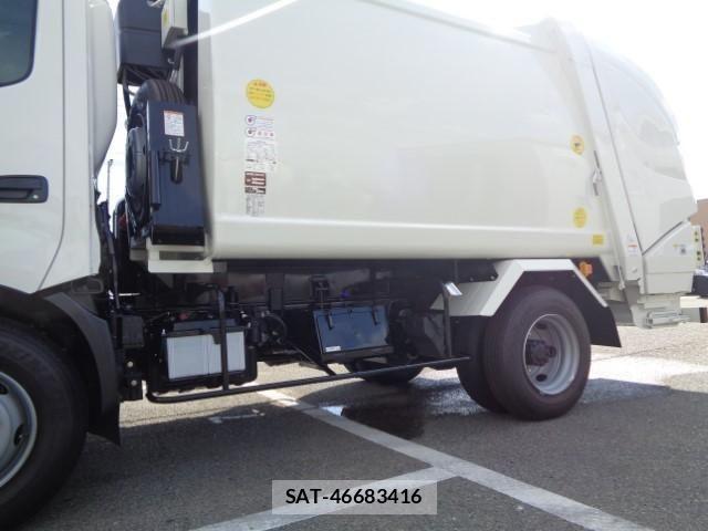 Hino DUTRO 2025-09 8626537-17