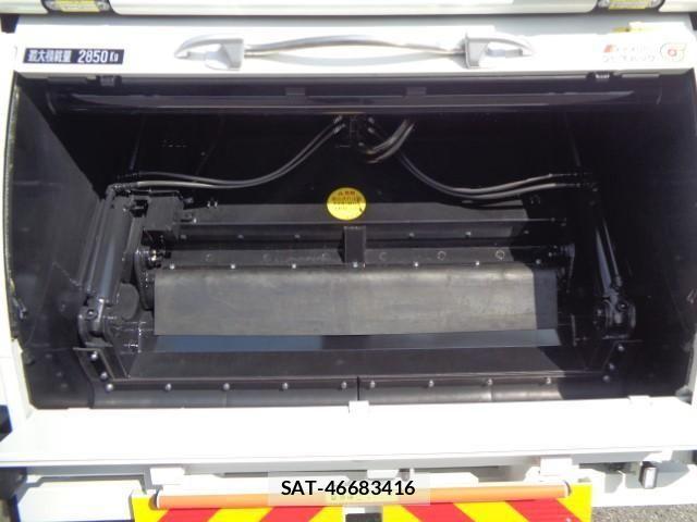 Hino DUTRO 2025-09 8626537-8