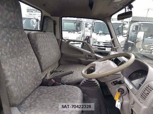 Hino DUTRO 2008-08 8626554-10