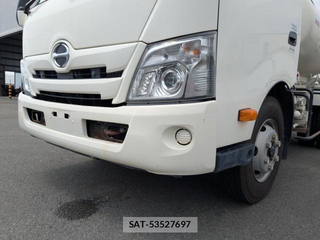 Hino DUTRO 2021-04 8626542-22