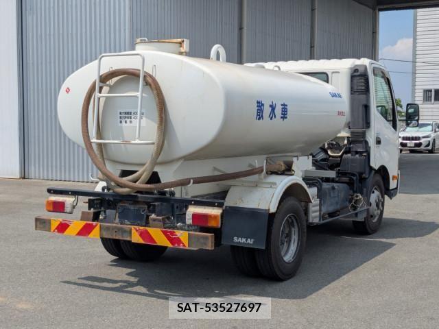 Hino DUTRO 2021-04 8626542-3