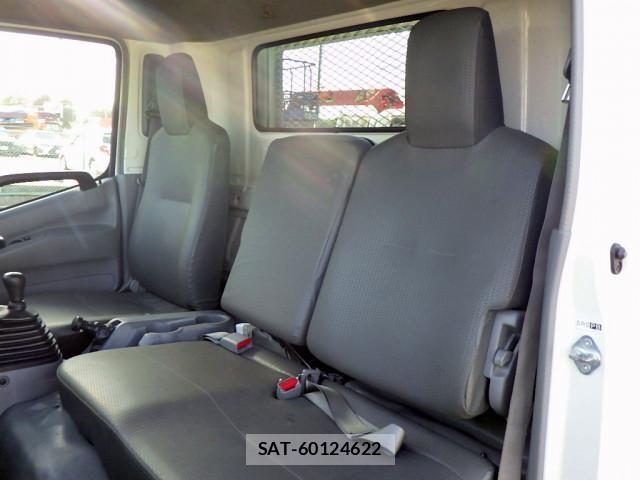 Hino DUTRO 2022-02 8626547-10