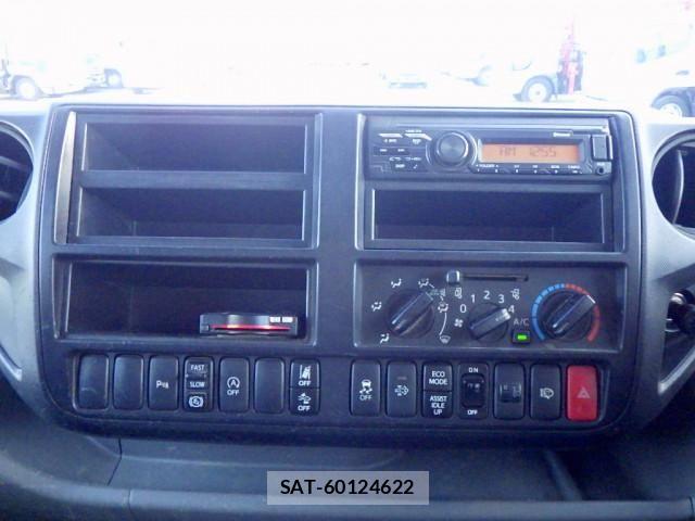 Hino DUTRO 2022-02 8626547-13