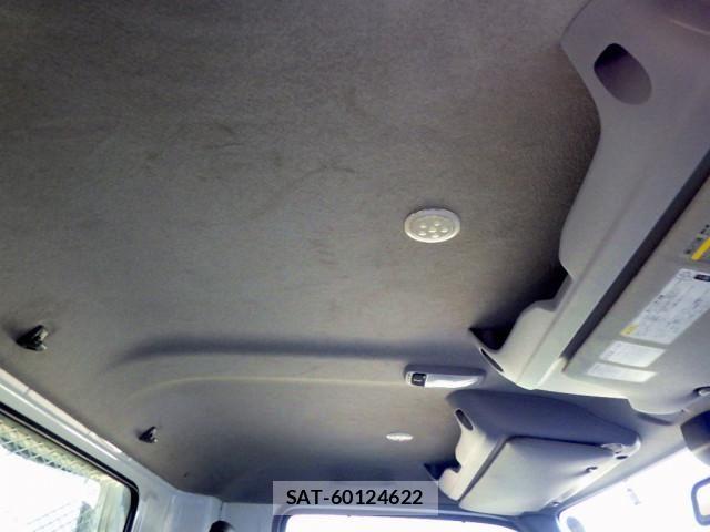 Hino DUTRO 2022-02 8626547-15
