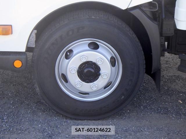 Hino DUTRO 2022-02 8626547-16
