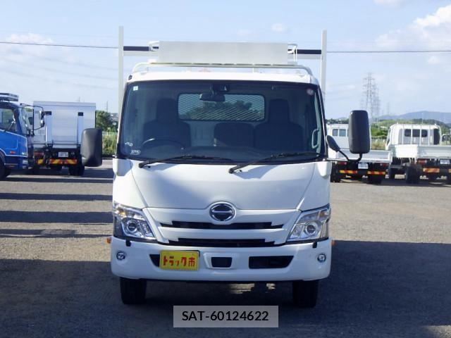 Hino DUTRO 2022-02 8626547-2