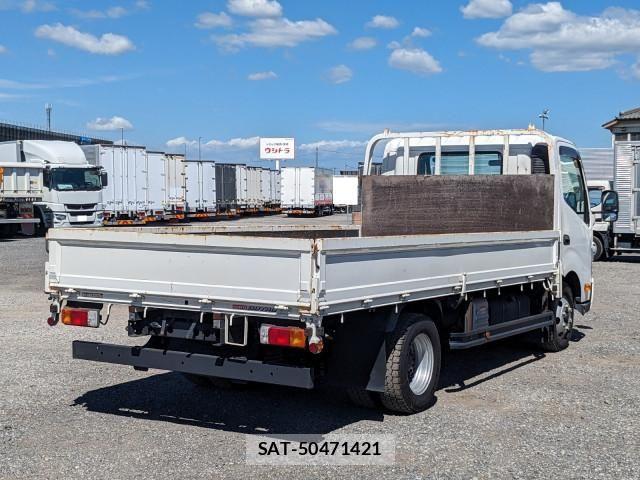 Hino DUTRO 2019-10 8626551-3
