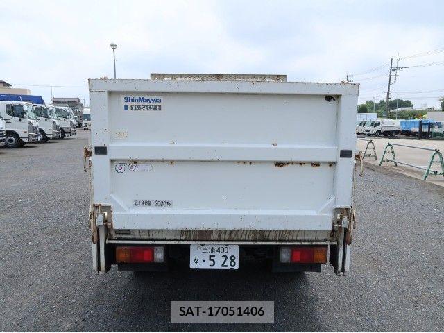 Hino DUTRO 2011-04 8626564-5