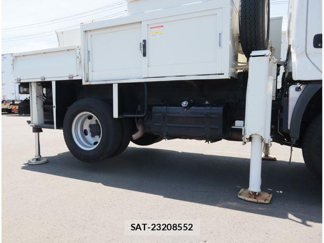 Hino DUTRO 2018-01 8626555-16