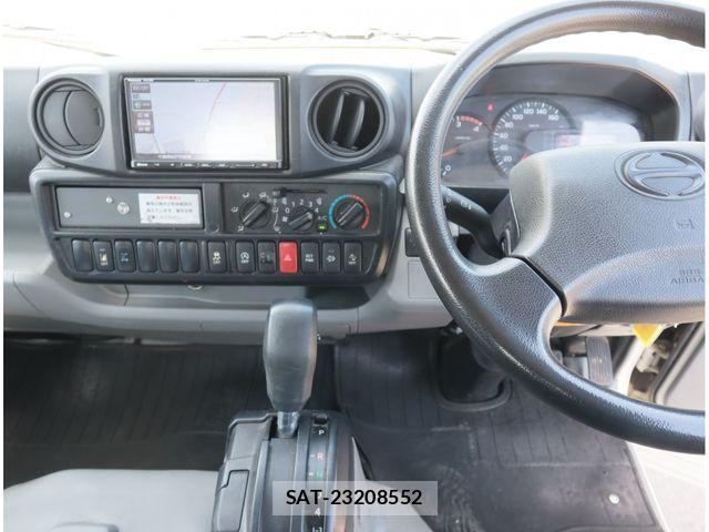 Hino DUTRO 2018-01 8626555-22