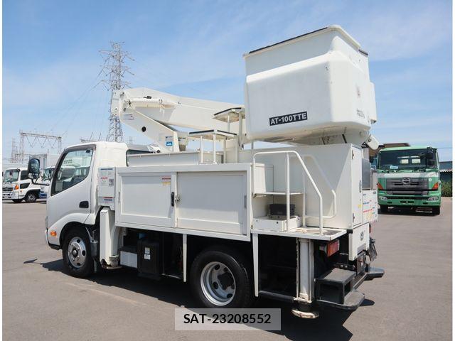 Hino DUTRO 2018-01 8626555-4