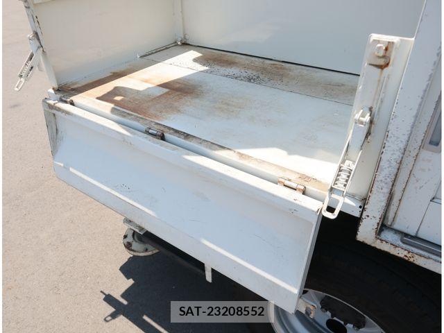 Hino DUTRO 2018-01 8626555-5