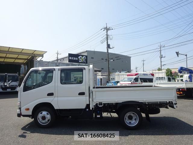 Hino DUTRO 2025-12 8626541-17