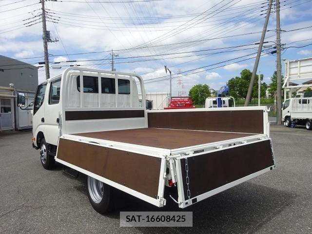Hino DUTRO 2025-12 8626541-1