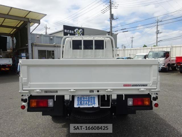 Hino DUTRO 2025-12 8626541-5