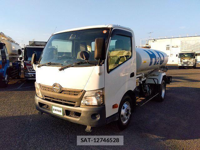 Hino DUTRO 2013-05 8626557-0
