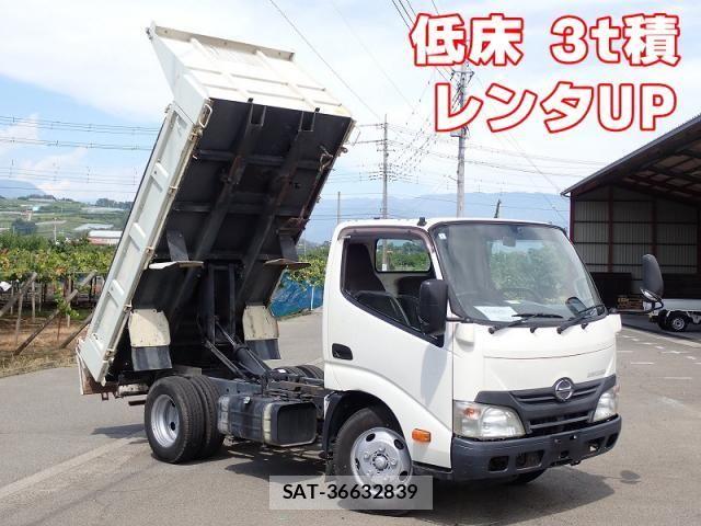 Hino DUTRO 2013-12 8626563-0